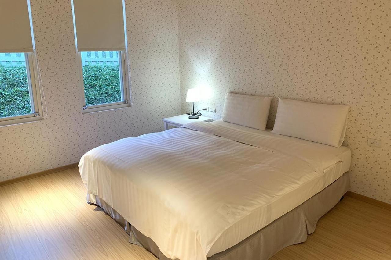 อเมริกัน วิลเลจ Hotel ไทเป ภายนอก รูปภาพ